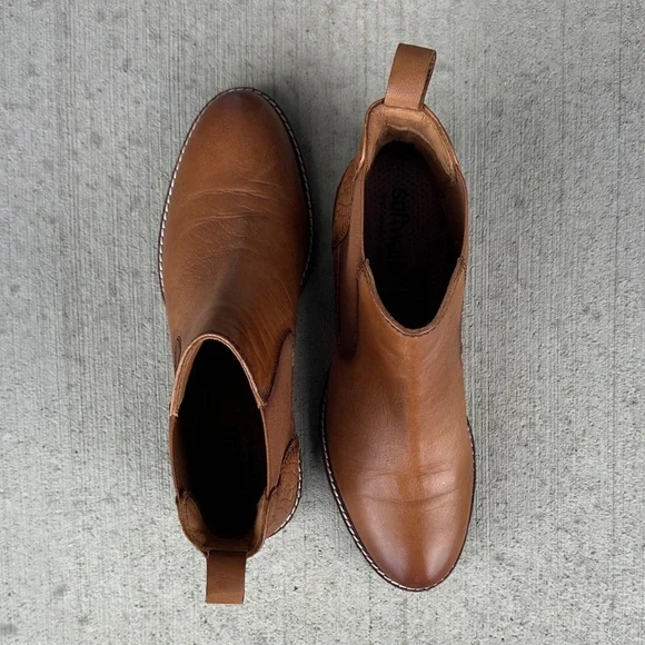 Softwalk Indy Brown Leather Chelsea Boots - Picture 3 of 4